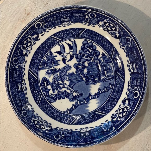 Old Willow Washington, Made in England Cup & Saucer - Picture 7 of 8